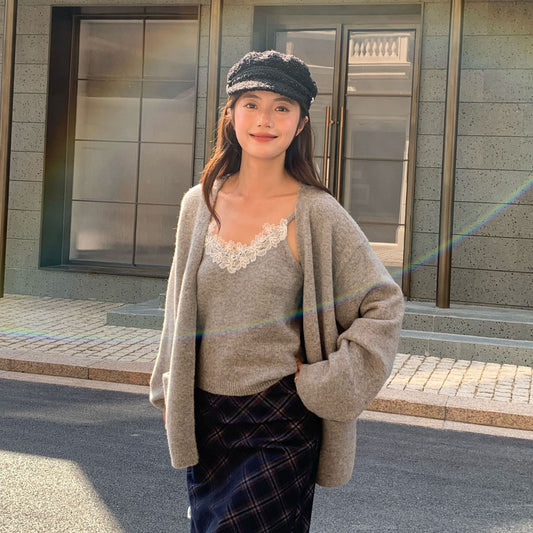 Lazy and gentle two-piece lace vest knitted sweater set