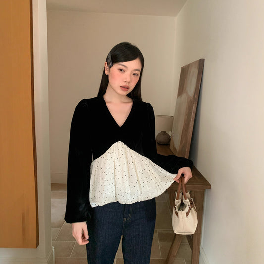 Age-reducing splicing long-sleeved V-neck velvet sweater