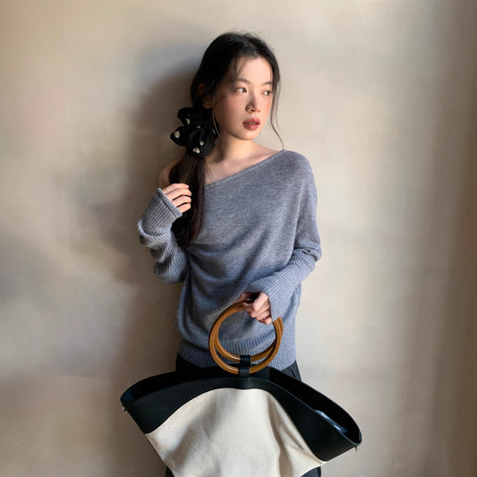 Multi-color all-wool pit strip long-sleeved slanted shoulder two-wear pullover sweater