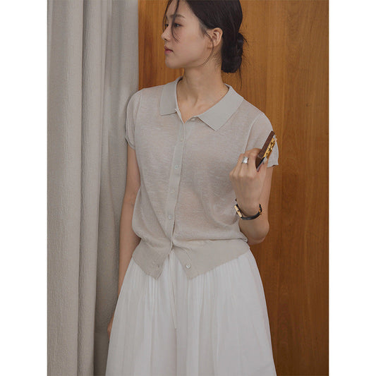 Delicate embroidered lapel single-breasted knitted sweater on the back