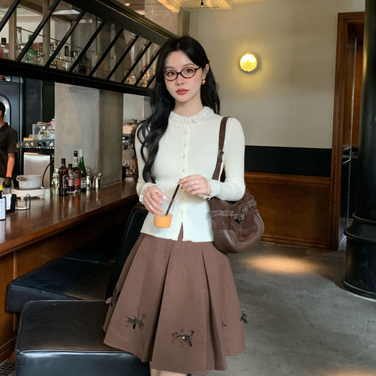 Sweet age-reducing pit strip fungus edge knitted cardigan sweater